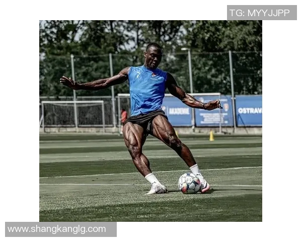 足球明星的运动天赋揭秘与培养之路探讨